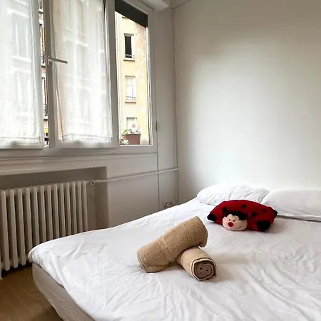 Appartamento 16eme Arrondissement Charmant Cozy Pour 4 Parigi